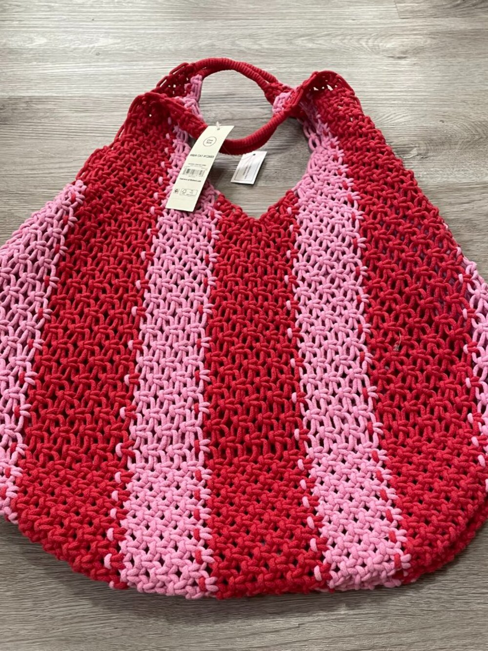 Red Pink Crochet Hobo Bag - Picture 4 of 11